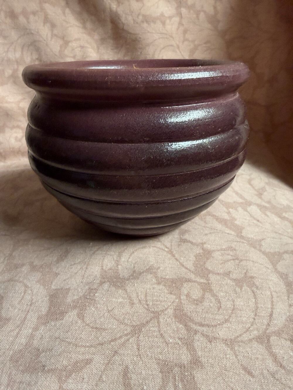 Vintage STEFANI Brazil Handmade Pottery Ribbed Maroon Jardiniere Planter Pot